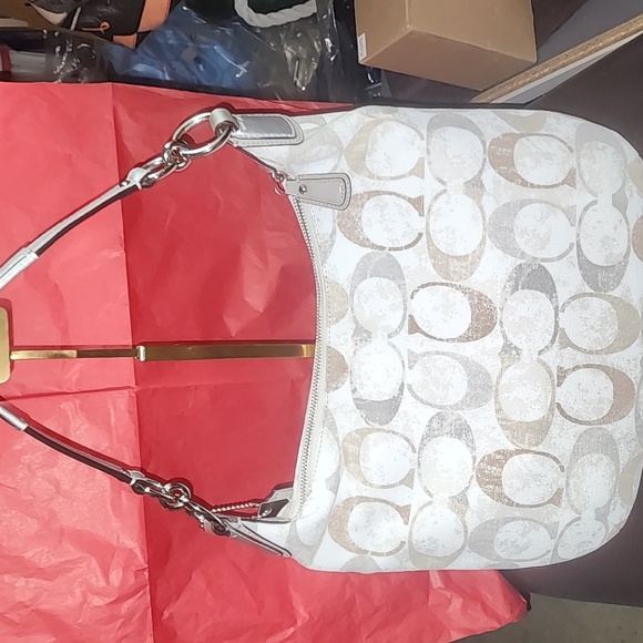 Coach Shimmery Signature Shoulder Bag Nwt - Picture 6 of 15